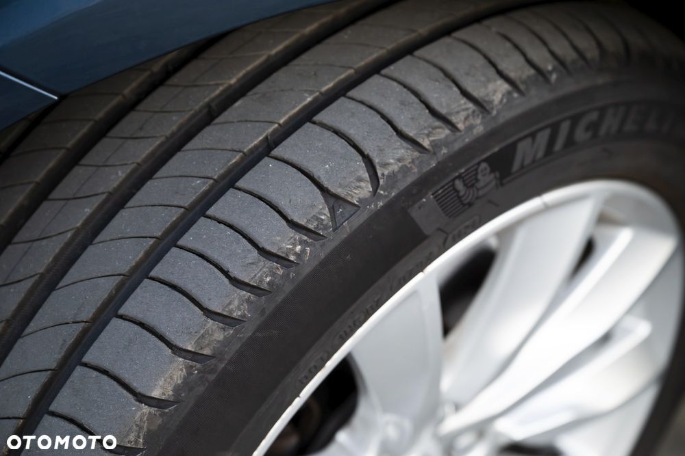 Volvo S90 T4 Momentum Pro - 6