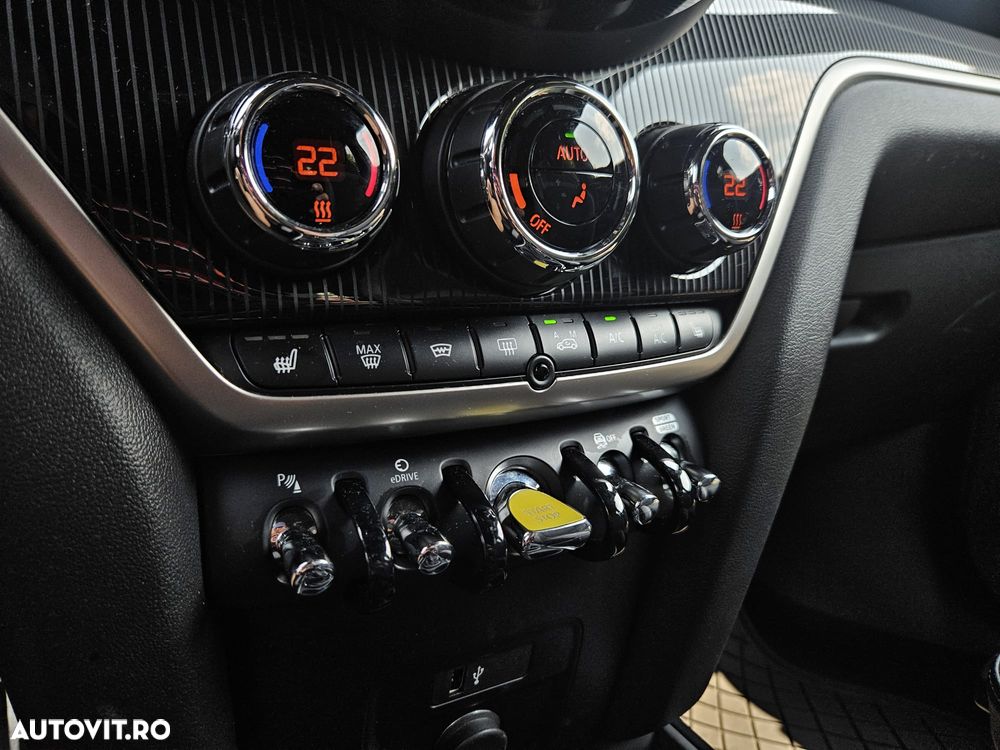 Mini Countryman Cooper SE ALL4 AT - 10