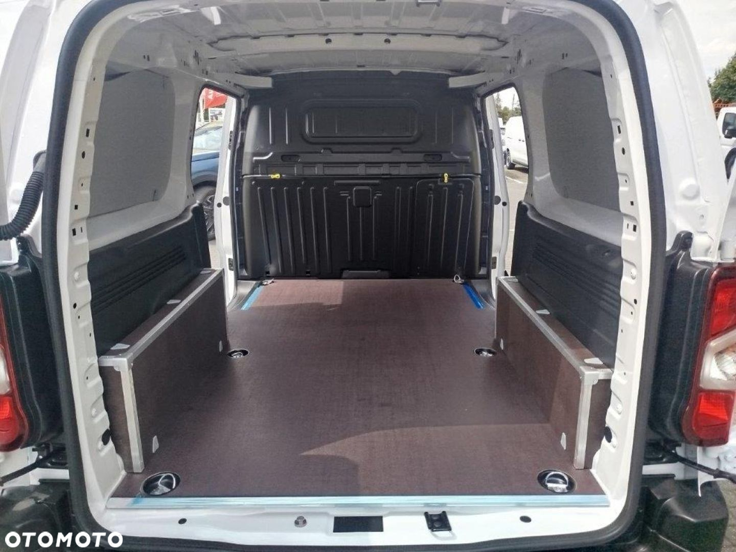 Citroën BERLINGO VAN - 14