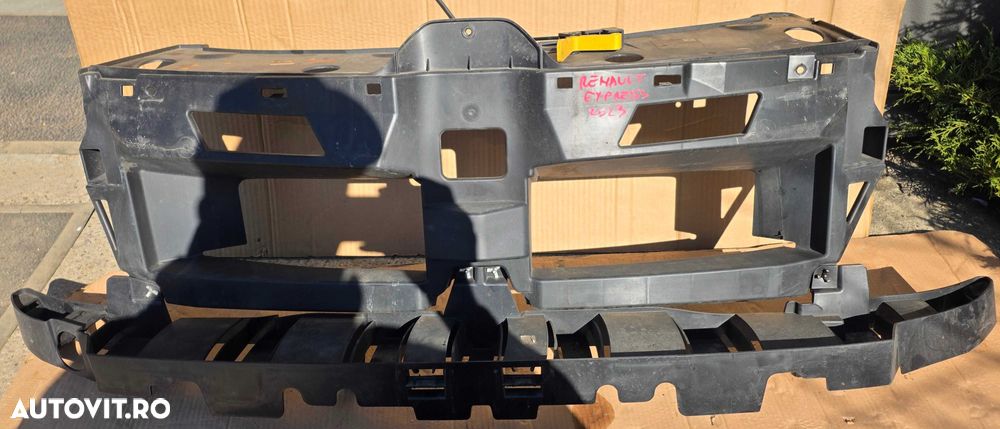 Suport grila radiator cu absorber soc bara fata Renault Express 2021 +