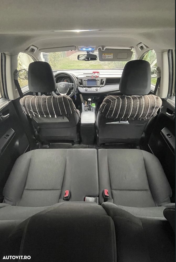 Toyota RAV4 2.0 D-4D 2WD Comfort - 4