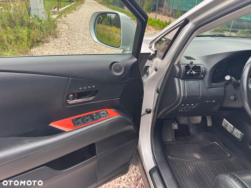 Lexus RX - 15