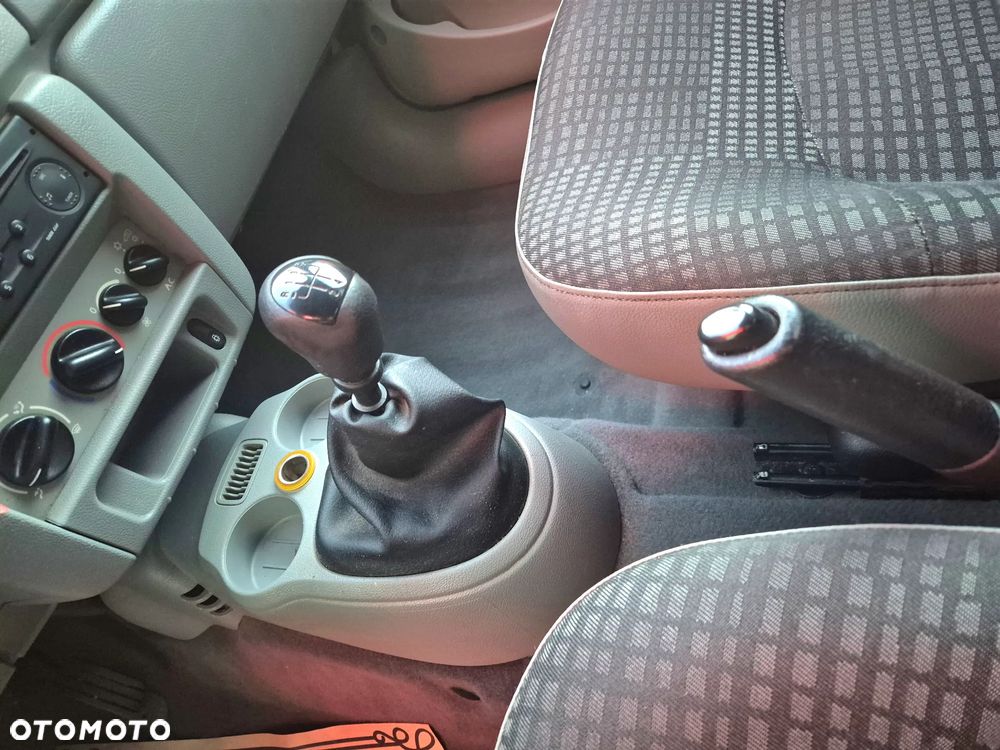 Renault Kangoo 4x4 1.6 16V Limited - 34