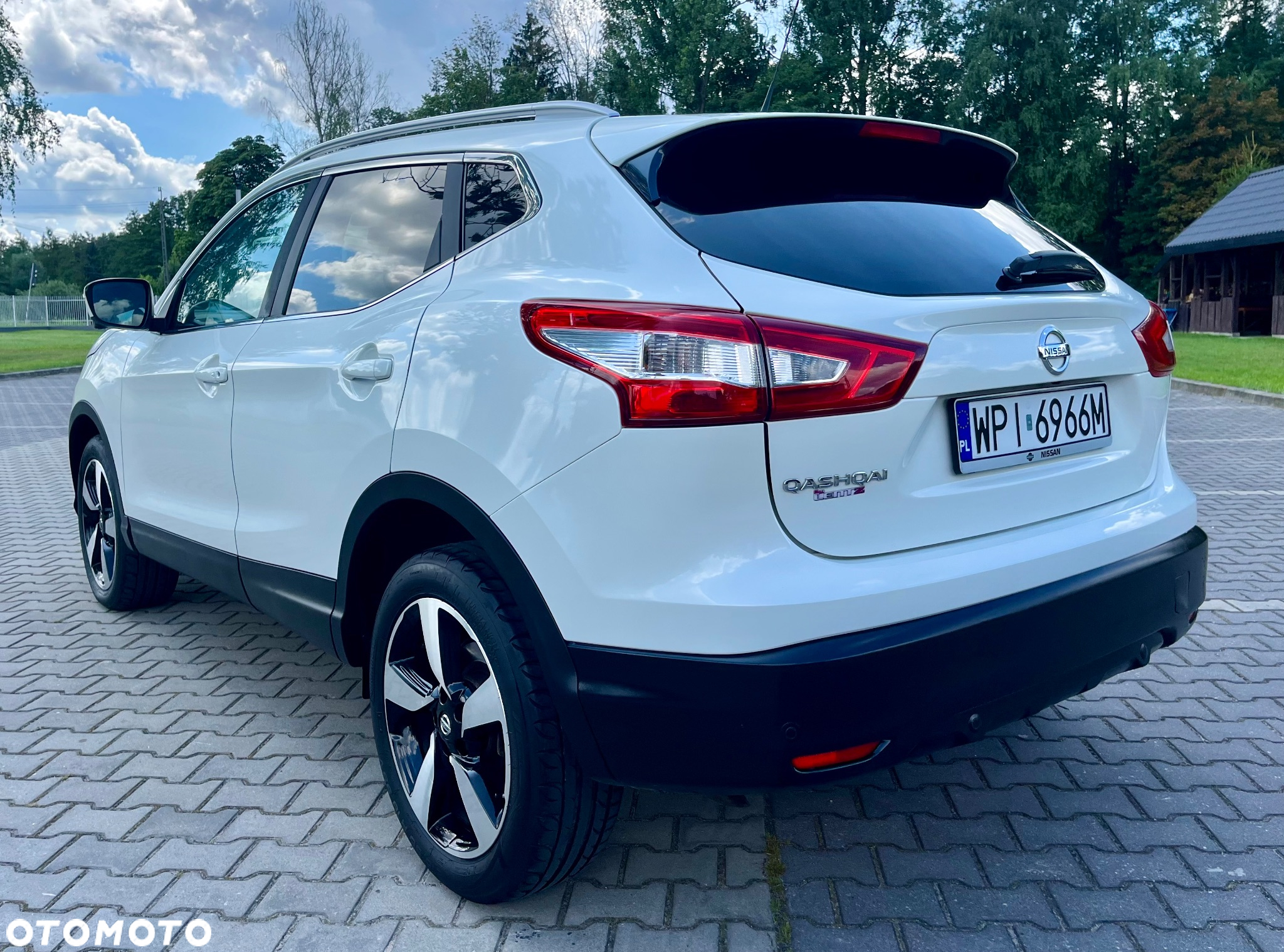 Nissan Qashqai - 4