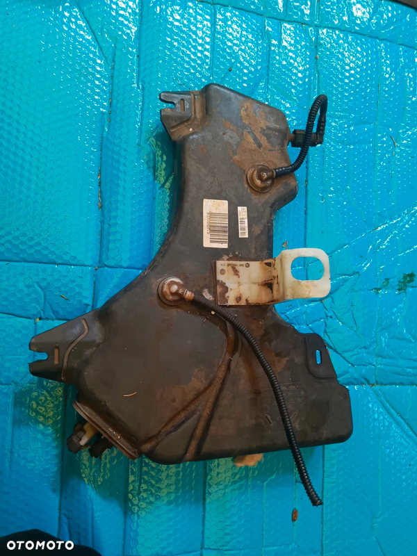 ZBIORNICZEK PŁYNU CITROEN C5 X7 407 508  9681917180