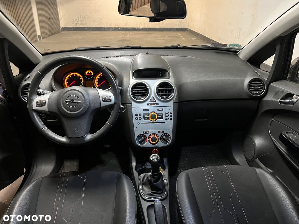 Opel Corsa - 10