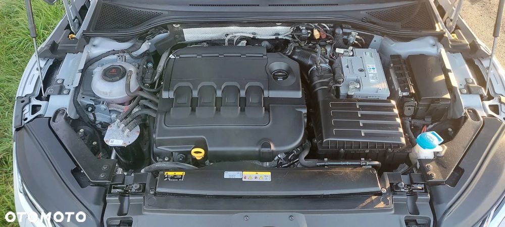 Volkswagen Arteon 2.0 TDI SCR DSG R-Line Edition - 28