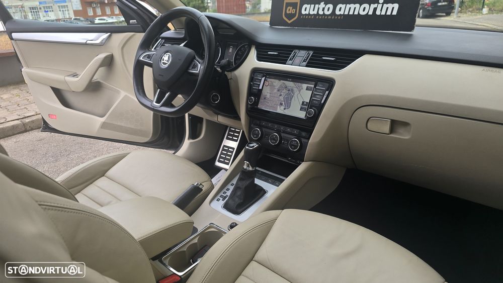 Skoda Octavia Break 1.6 TDi Elegance DSG - 29
