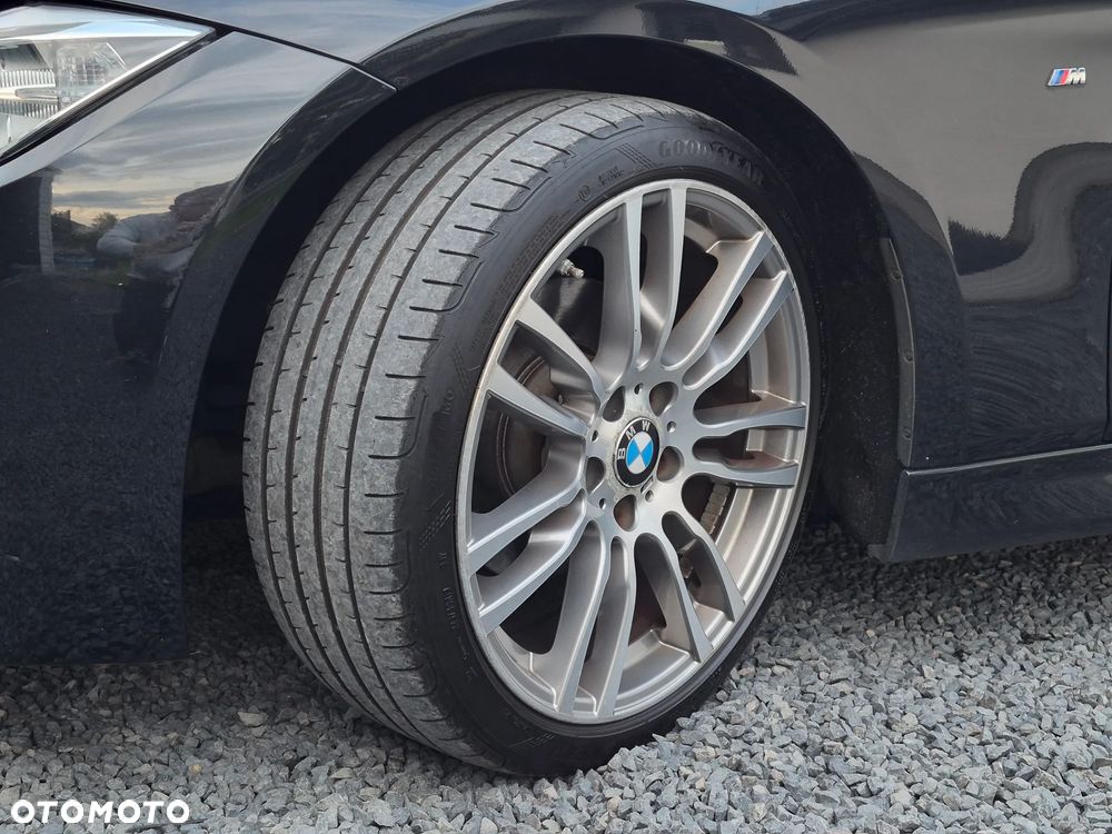 BMW Seria 3 320d - 35