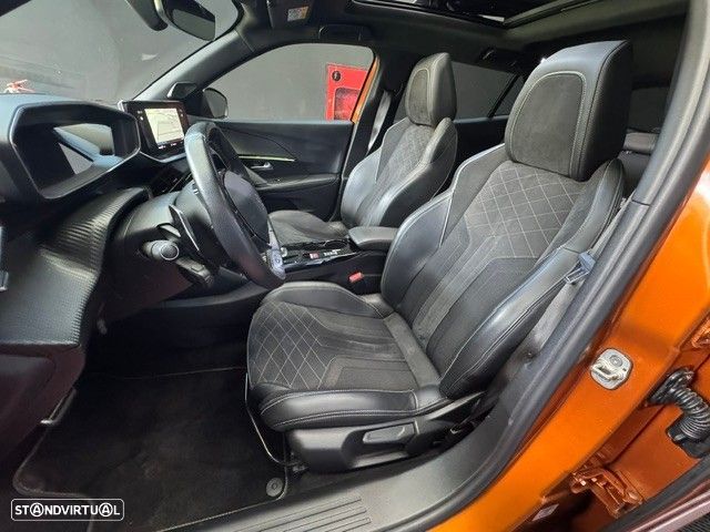 Peugeot 2008 1.5 BlueHDi GT EAT8 - 12