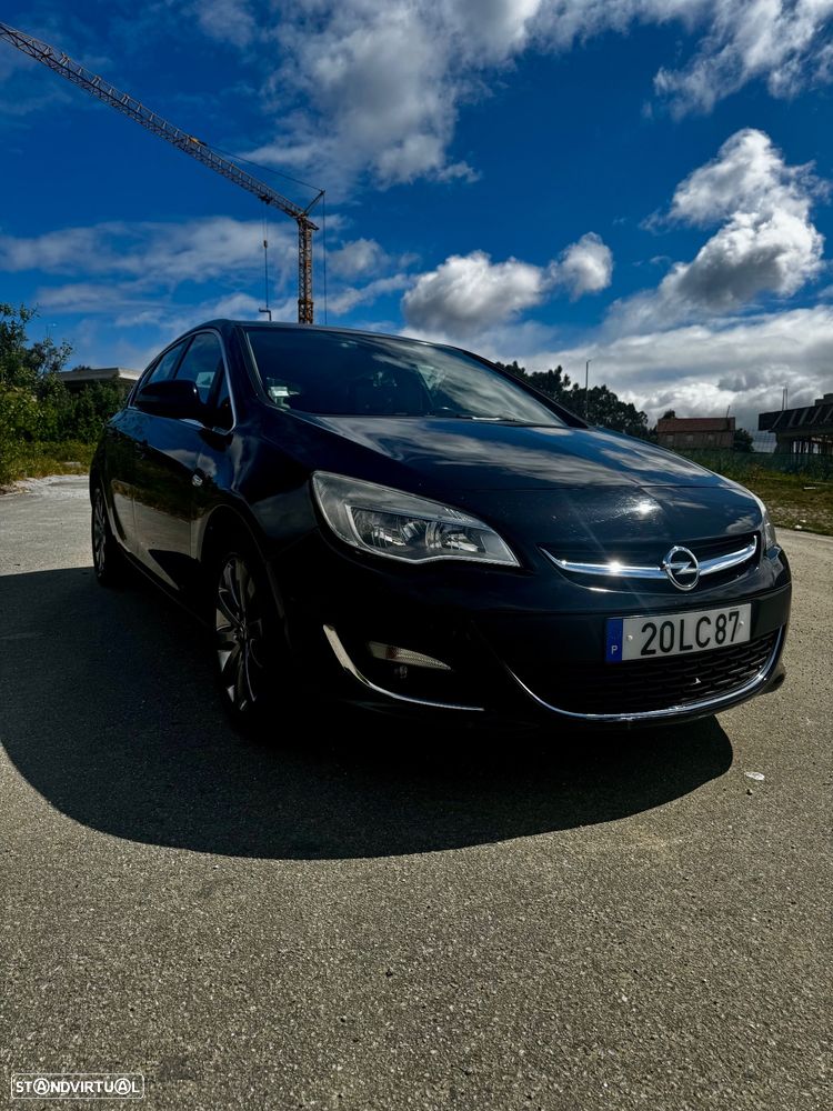 Opel Astra 1.7 CDTI Cosmo - 1
