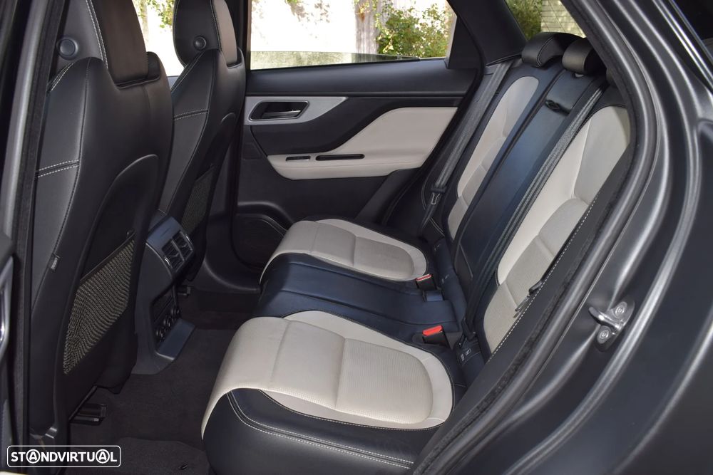 Jaguar F-Pace 2.0 i4D R-Sport - 7