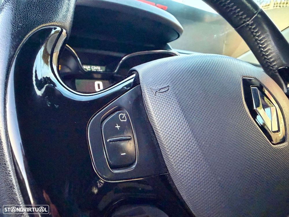 Renault Captur 0.9 TCE Exclusive - 15