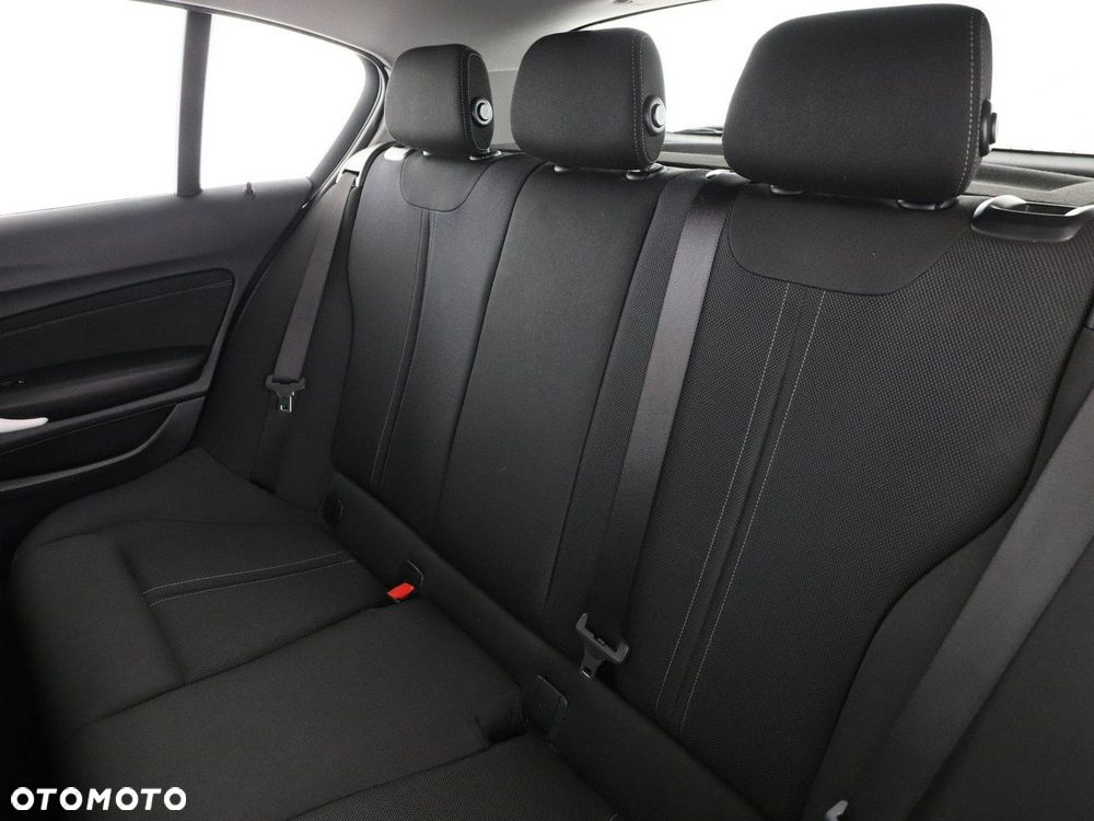 BMW Seria 1 118d Urban Line - 18