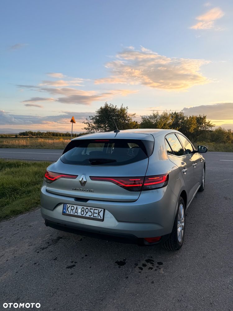 Renault Megane 1.3 TCe FAP Intens - 11