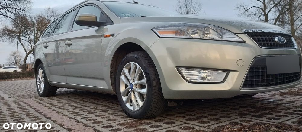 Ford Mondeo - 18
