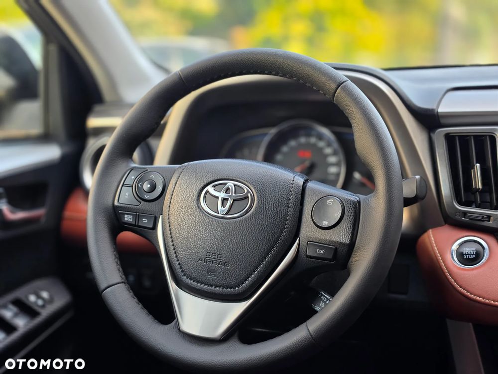 Toyota RAV4 - 36