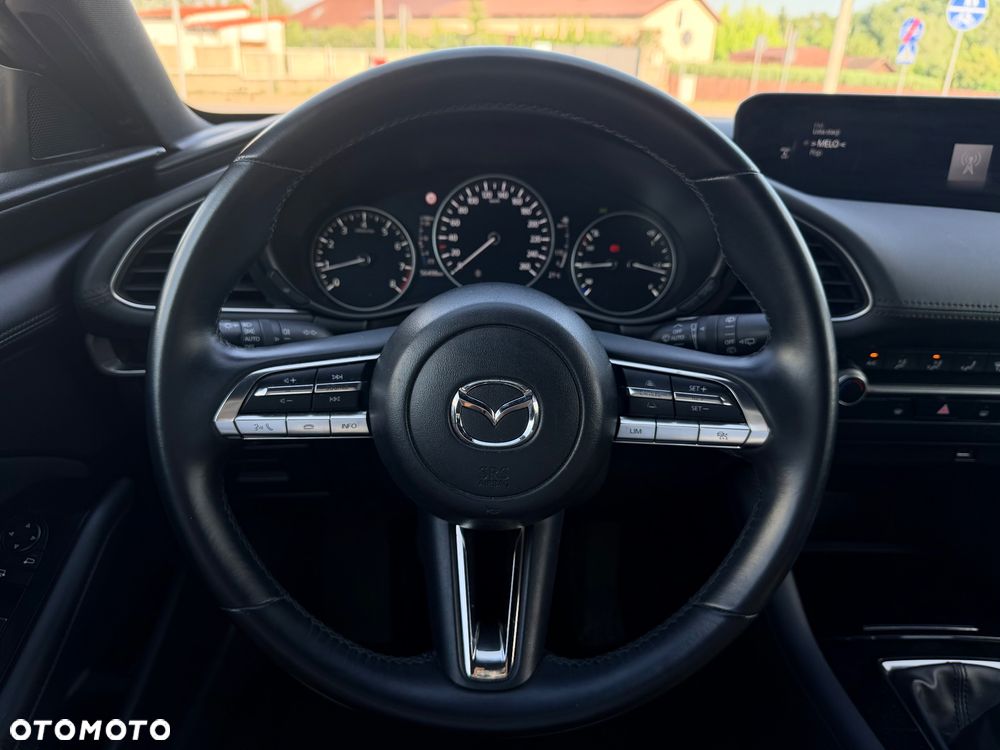 Mazda 3 SKYACTIV-G 2.0 M-Hybrid - 18
