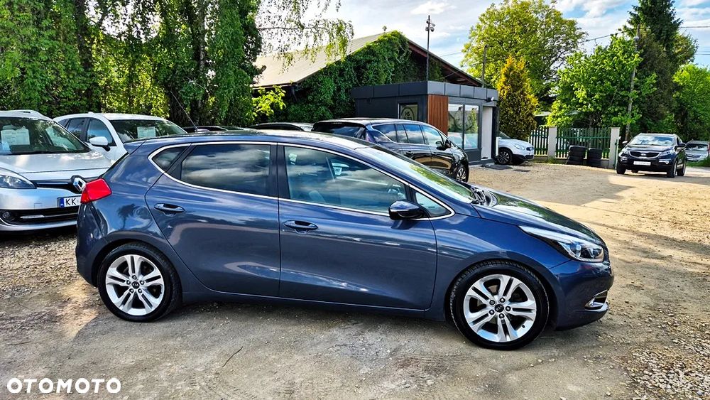 Kia Ceed 1.6 GDI XL - 10