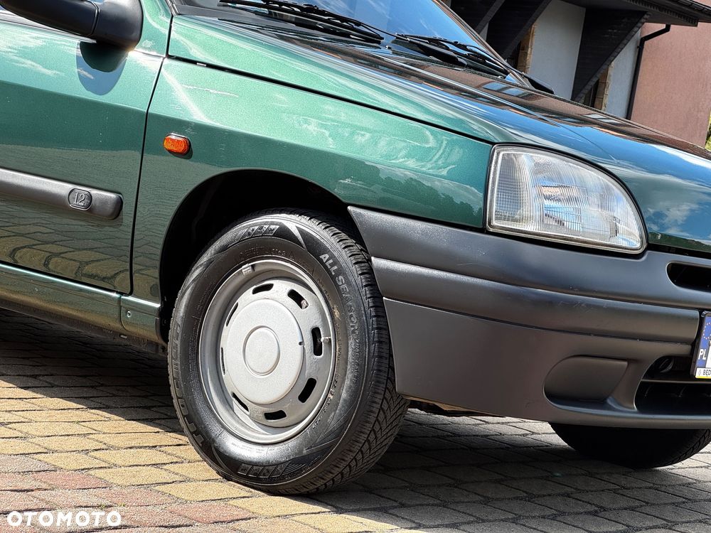 Renault Clio 1.2 - 39