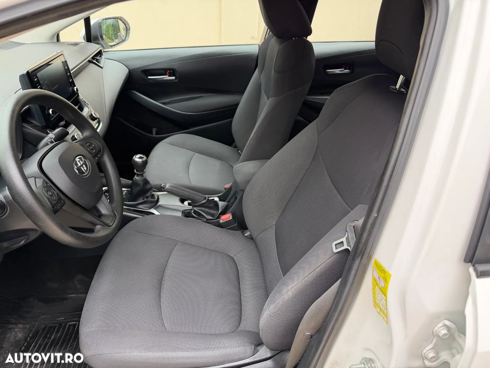 Toyota Corolla - 7
