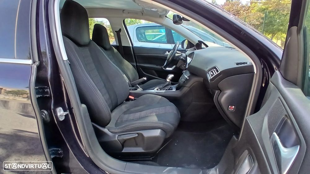 Peugeot 308 SW PureTech 110 Stop & Start Allure - 4