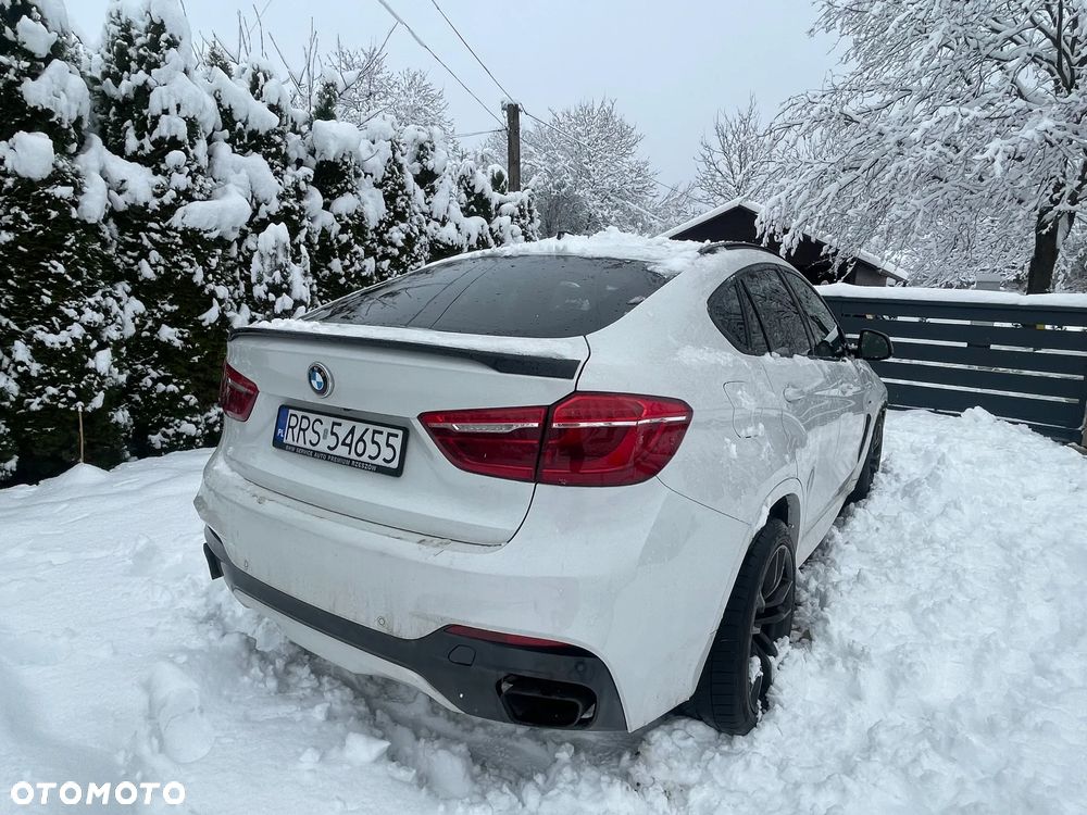 BMW X6M - 8