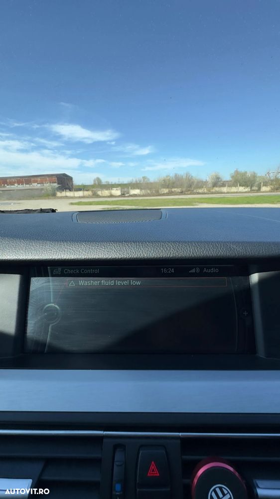 BMW Seria 5 520d - 31