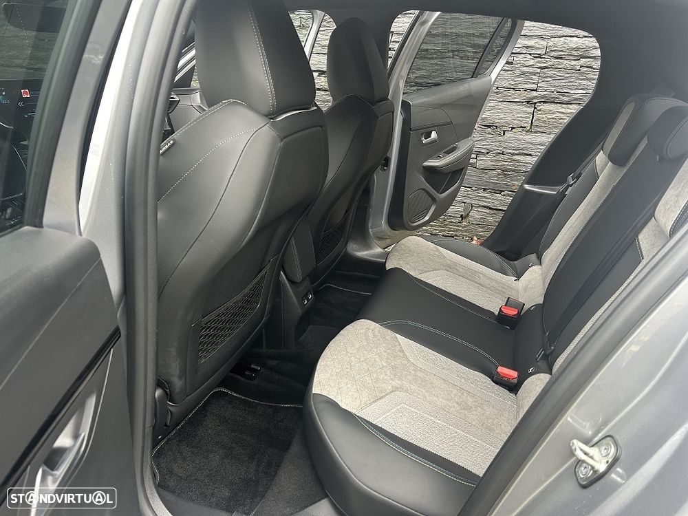 Peugeot e-208 GT Pack - 16