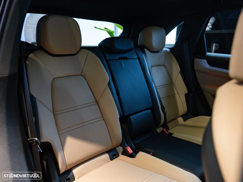 Porsche Cayenne E-Hybrid - 43