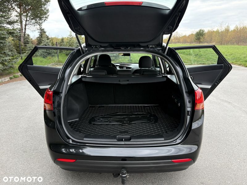 Kia Ceed 1.6 GDI Dream Team Edition - 7