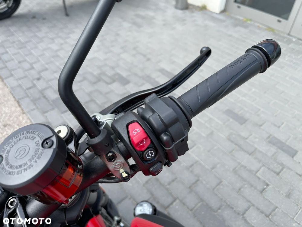 Ducati Monster - 20