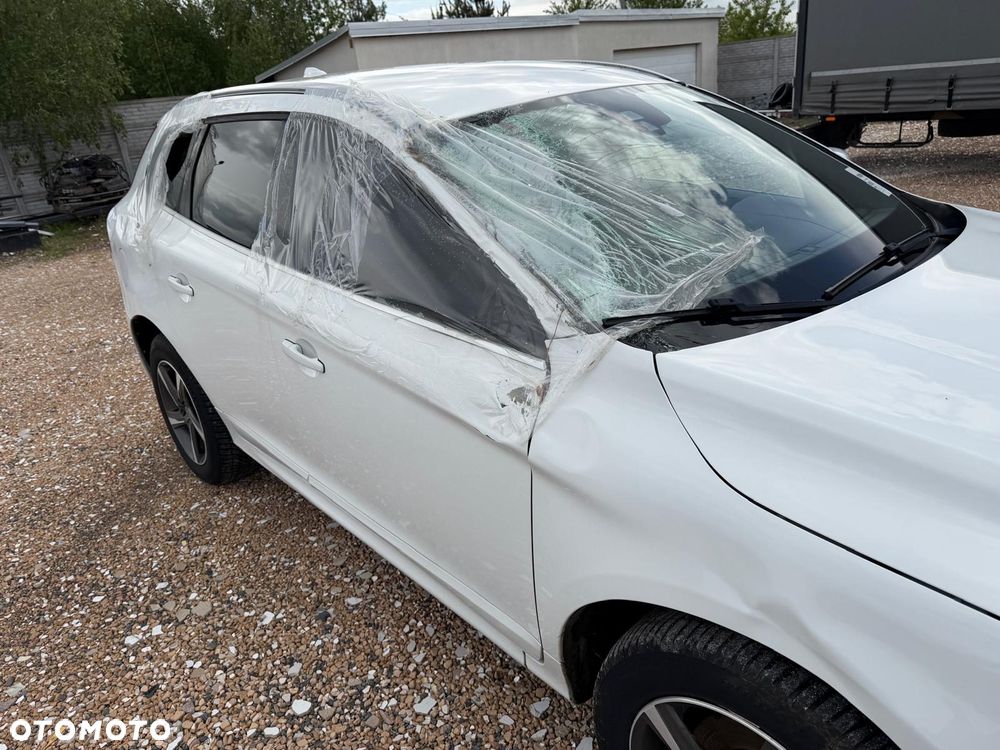 Volvo XC 60 D3 Drive-E R-Design Kinetic - 19