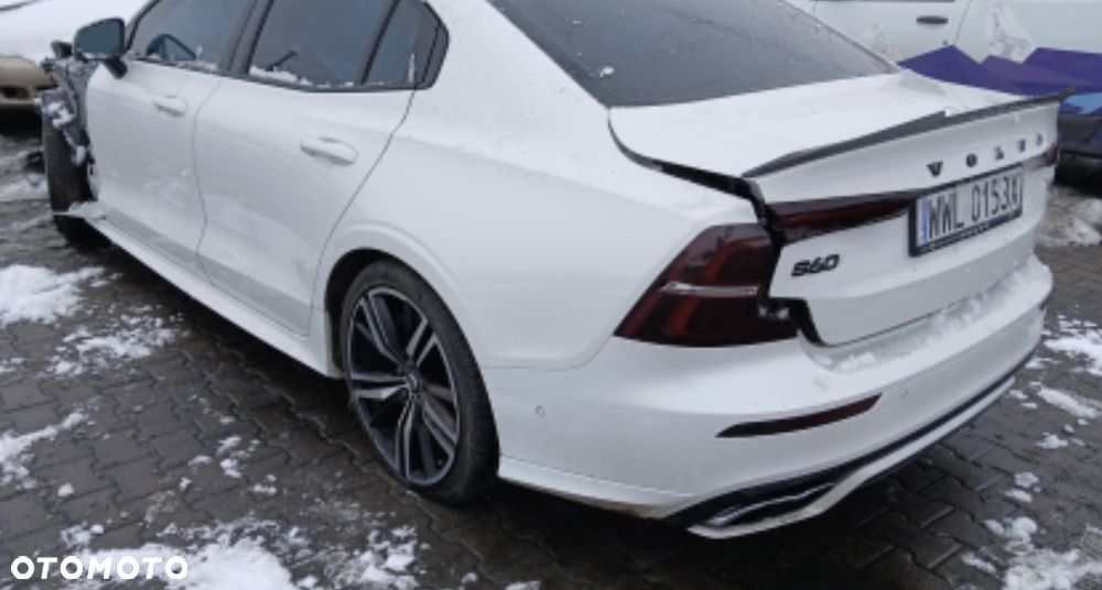 Volvo S60 T6 AWD Geartronic RDesign - 3