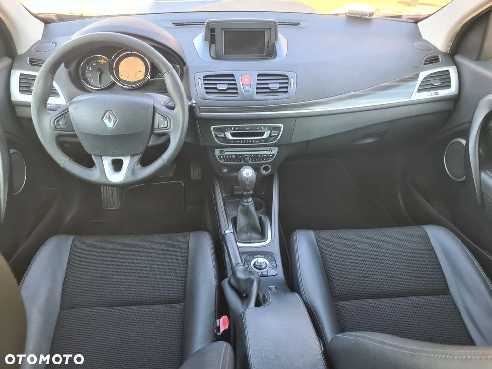 Renault Megane 1.9 dCi Dynamique Euro5 - 11