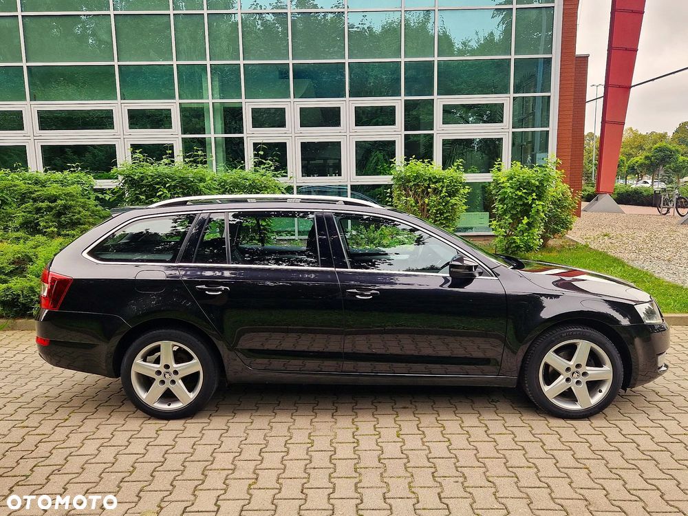 Skoda Octavia 2.0 TDI DSG Style - 5