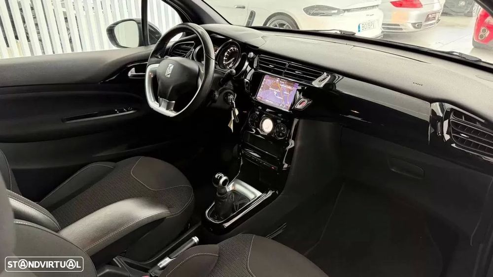 DS DS3 PureTech 110 Start & Stop So Paris - 18