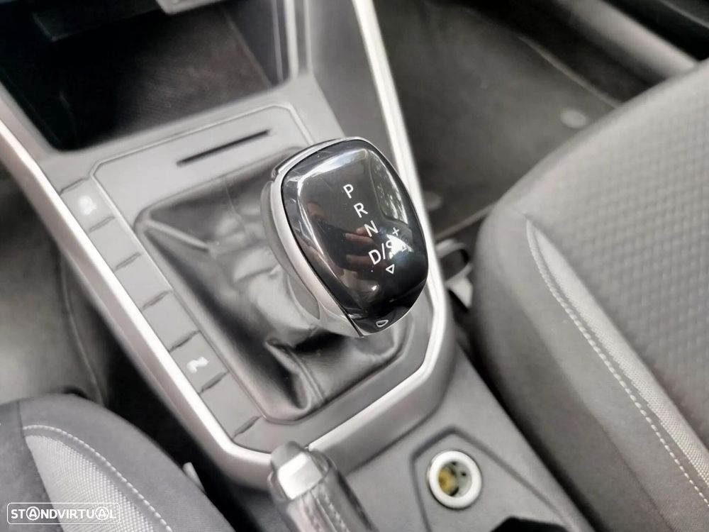 VW Taigo 1.0 TSI Urban DSG - 30