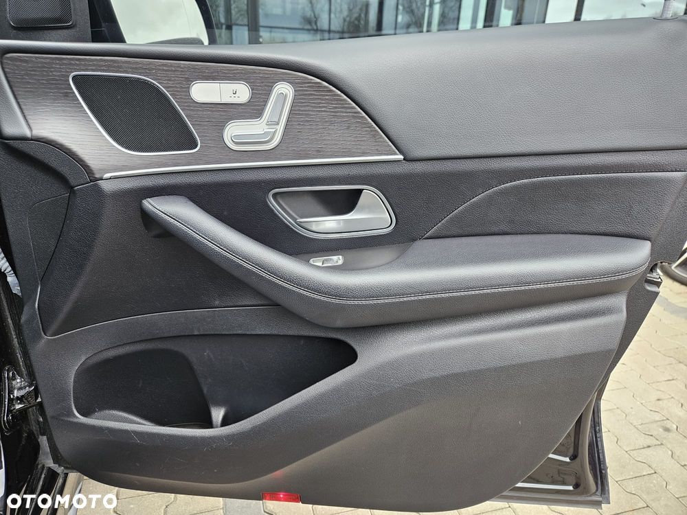 Mercedes-Benz GLE - 19