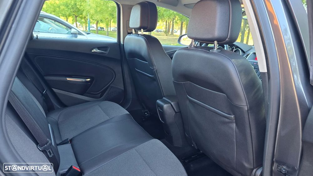Opel Astra 1.7 CDTI Cosmo - 42