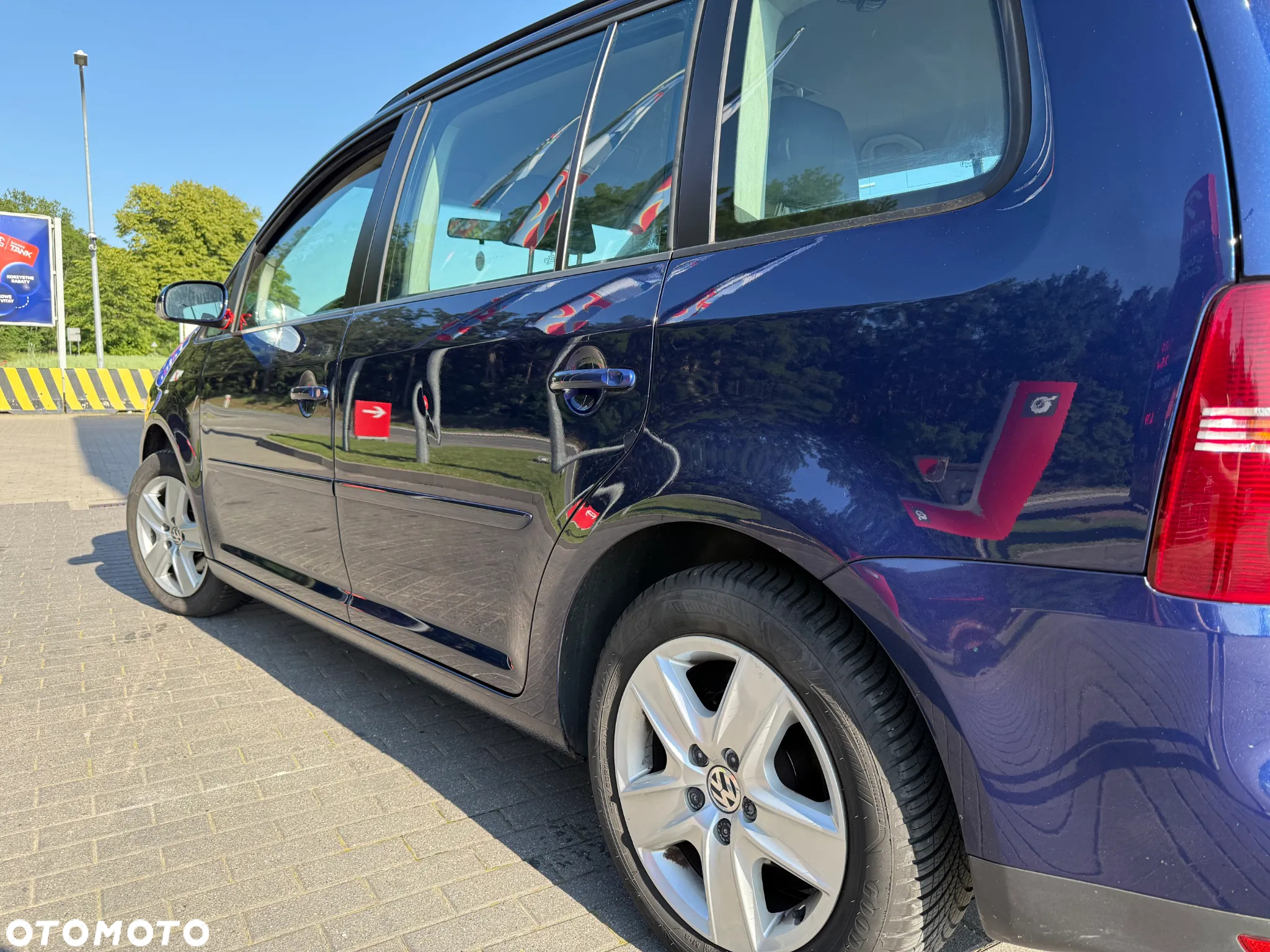 Volkswagen Touran 1.9 TDI Basis - 11