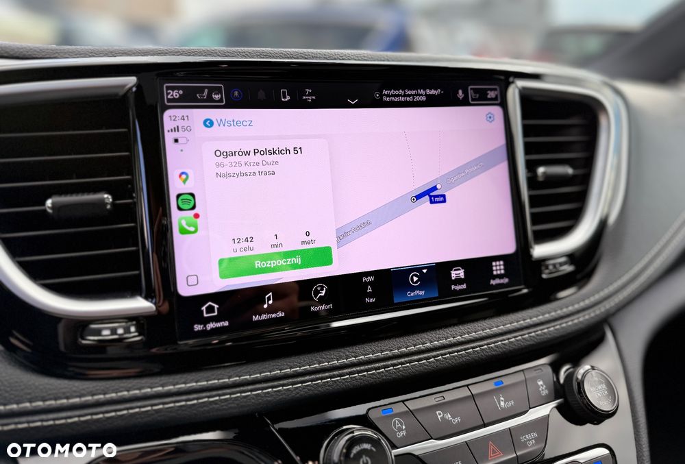 Chrysler Pacifica - 23