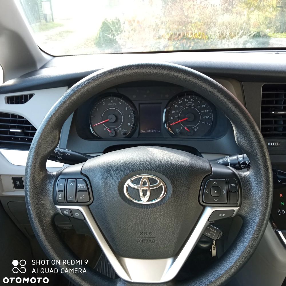 Toyota Sienna ver-3-5-v6-le-awd - 7