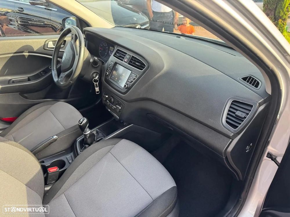 Hyundai i20 1.0 T-GDI Style DCT - 4