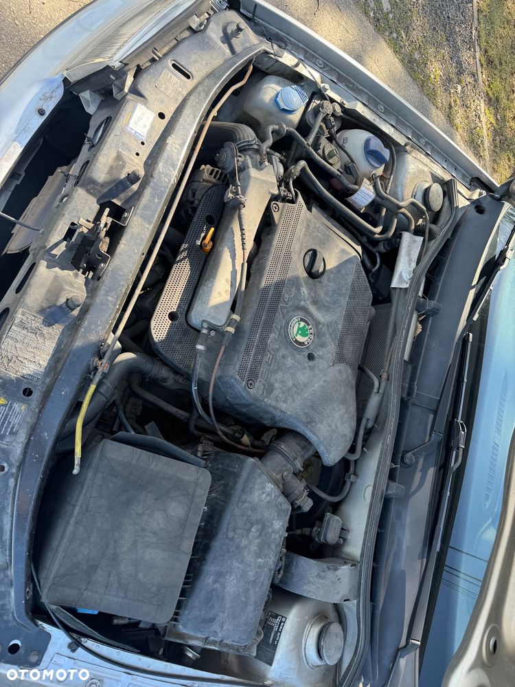 Skoda Octavia 1.8T Elegance - 19