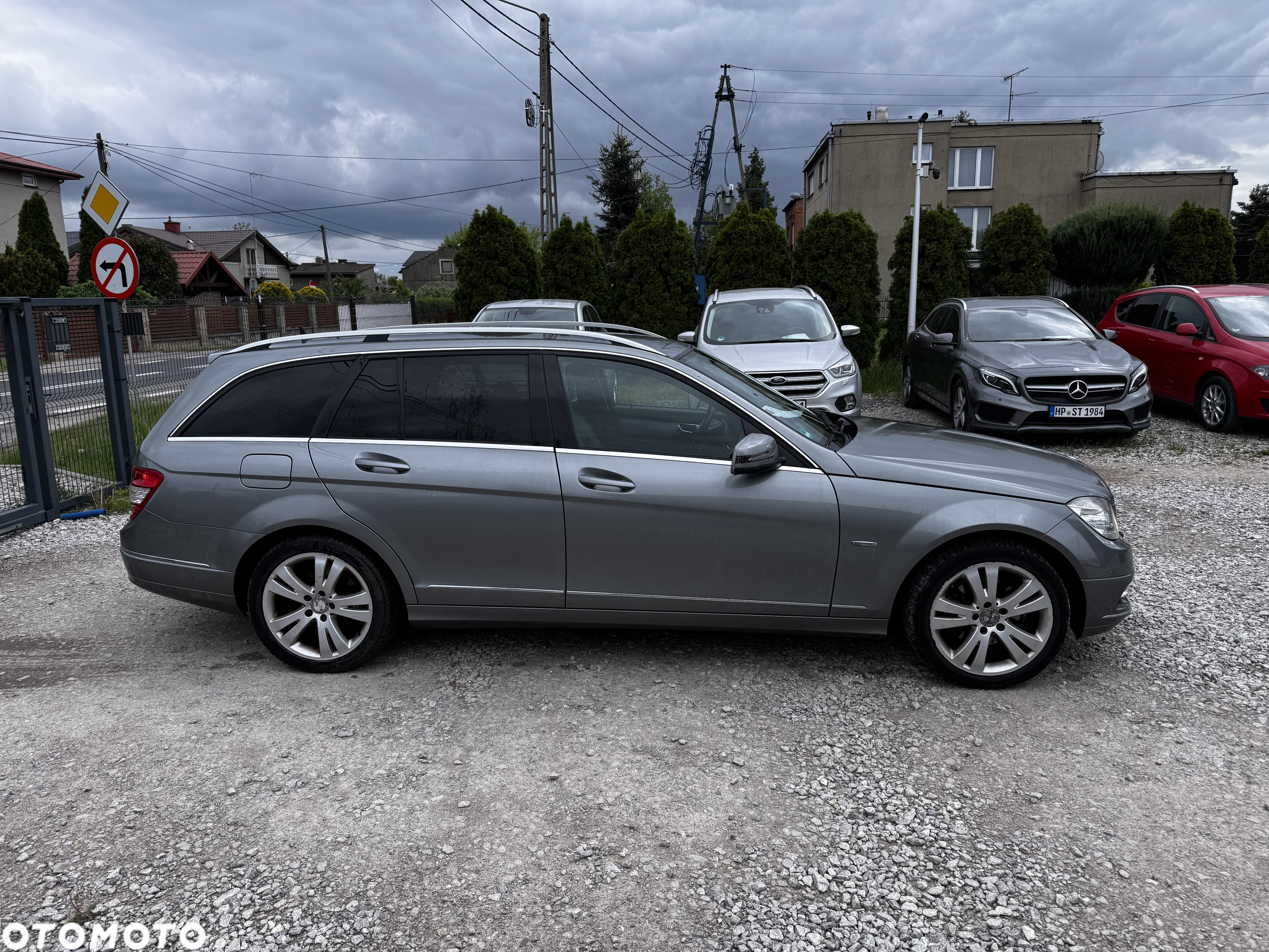 Mercedes-Benz Klasa C 250 CGI T Automatik BlueEFFICIENCY Avantgarde - 7
