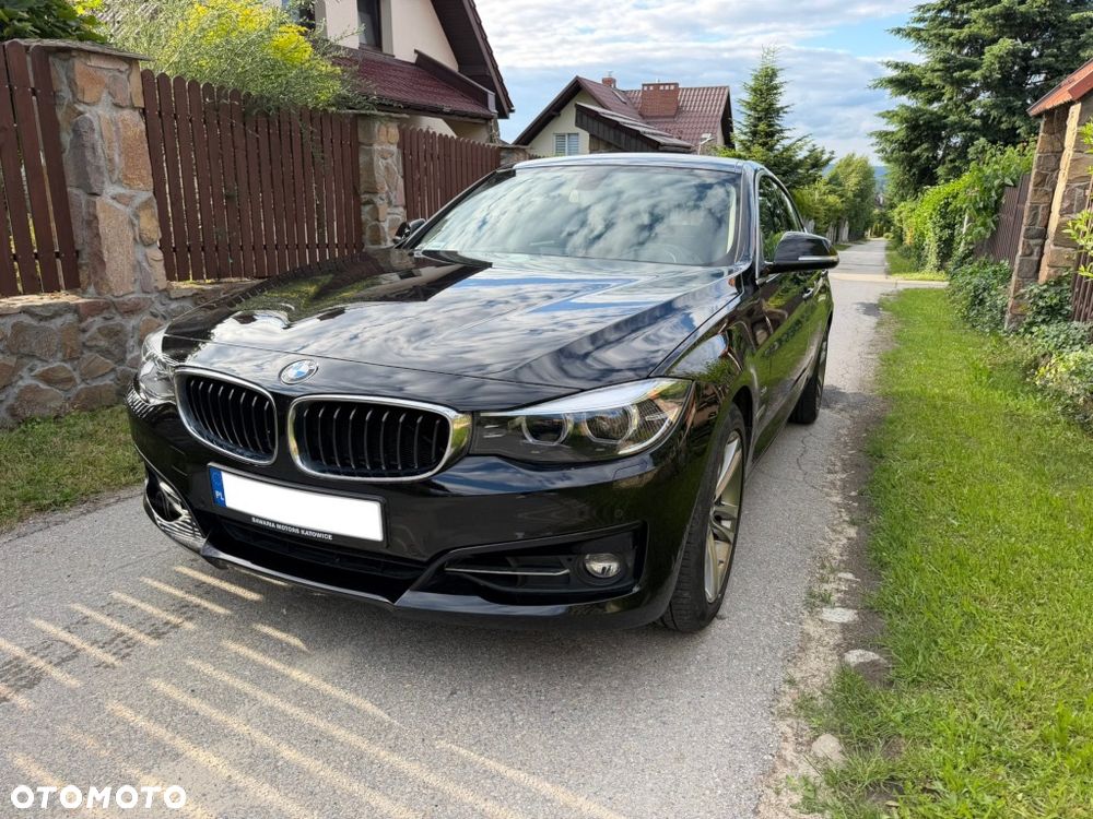 BMW Seria 3 320i - 1