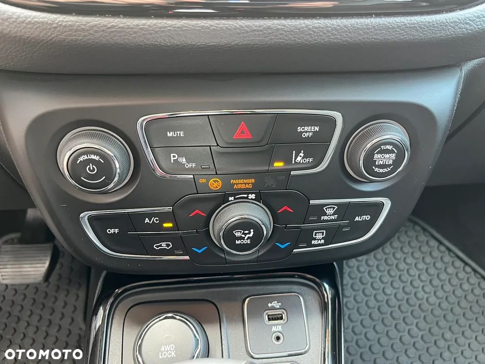Jeep Compass 1.4 TMair Opening Edition 4WD S&S - 18