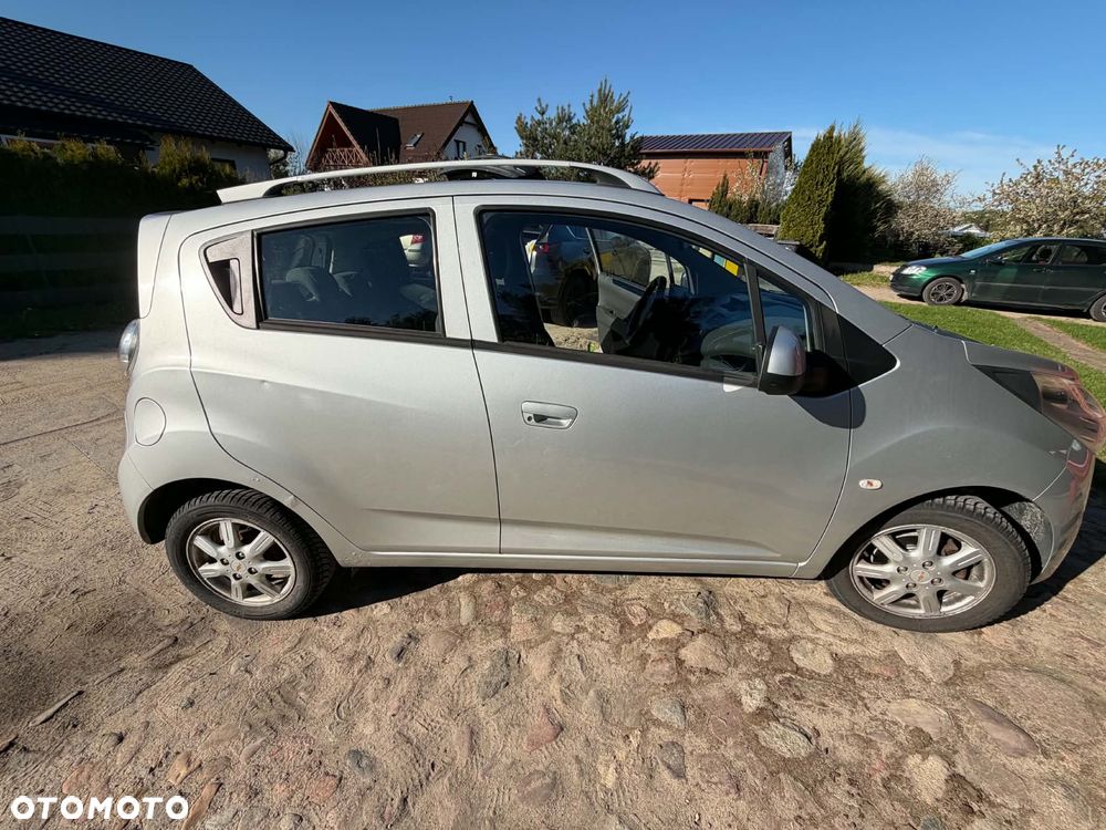 Chevrolet Spark 1.2 LT - 2