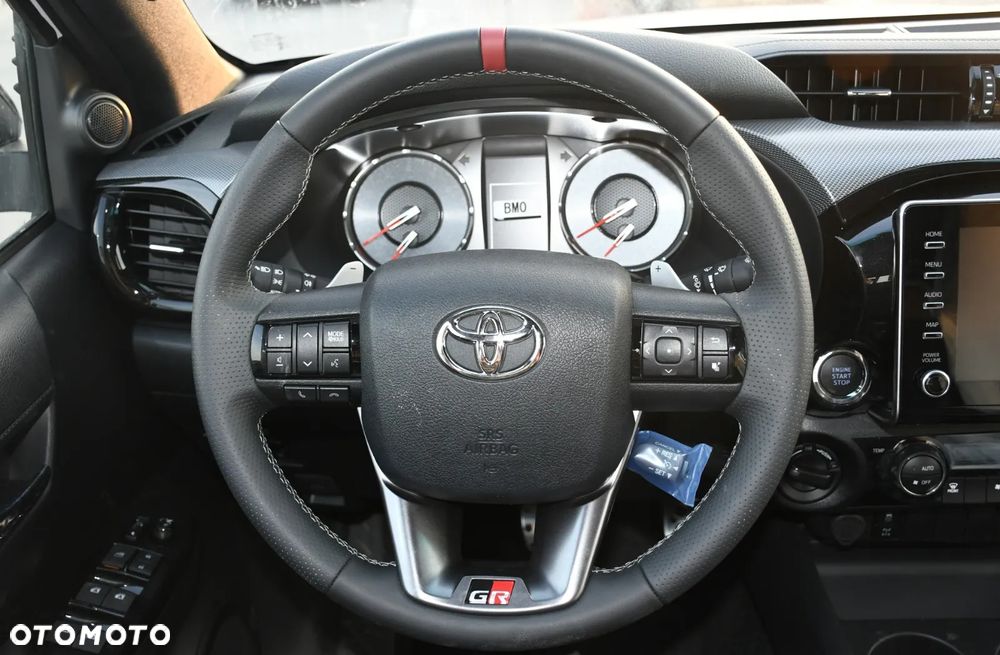 Toyota Hilux - 13